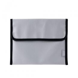 ELECOM BMA-MBP01LGY 難燃ポーチ/折り込みタイプ/ポケット付属/Lサイズ/グレー